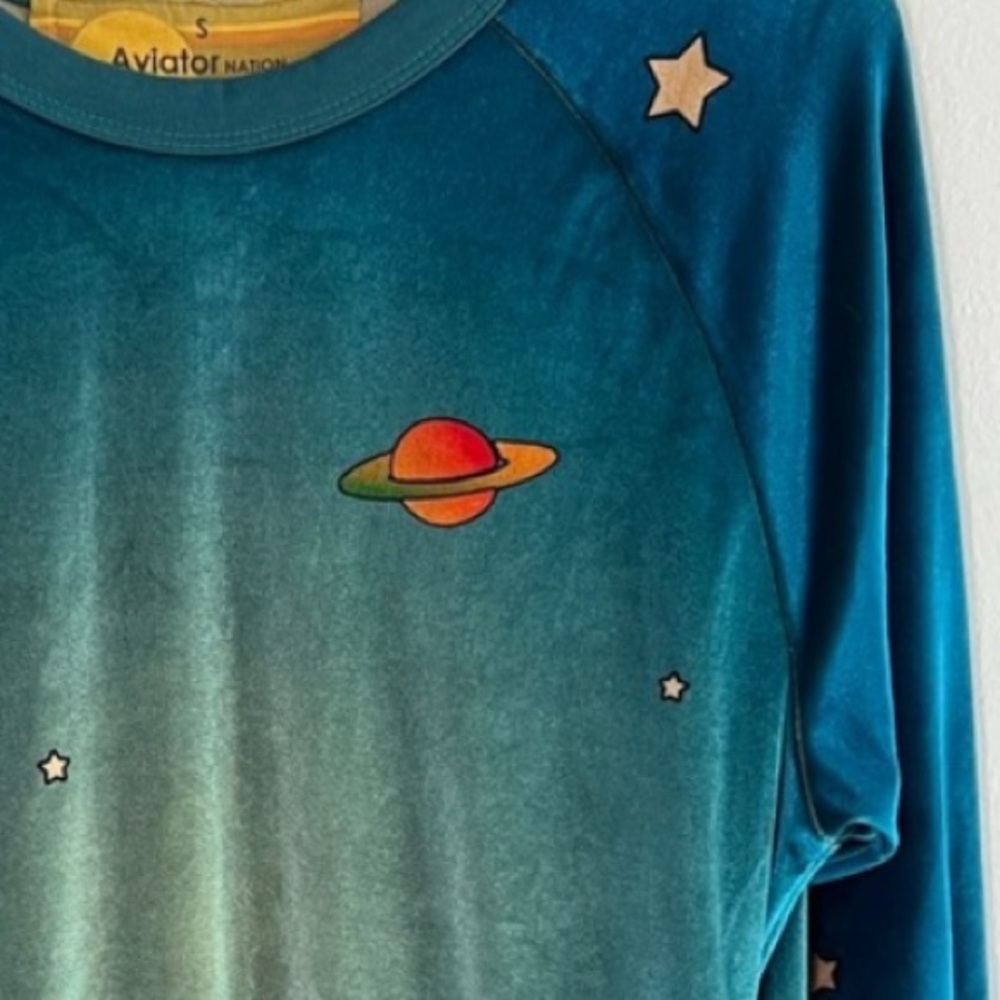 AVIATOR NATION — CELESTIAL SUN GALAXY VELOUR CREW NWT (oversized) - Picture 4 of 10